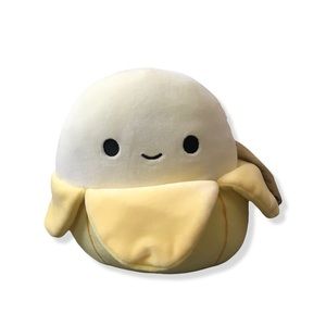 NWT Junie the Banana Squishmallows